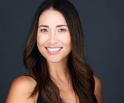 Tara Devault's Instagram, Twitter & Facebook