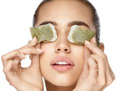 Rich in antioxidants, black tea has been used for years to treat irritated and damaged skin, such as sunburns. 10 Amazing Things To Do With Tea Bags That Aren T Tea Goodnet