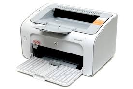 Hp laserjet p1005 is an energy star qualified printer that comes in black and white colors. Hp Laserjet P1005 Review A Decent Effort By Hp Printers Scanners Black White Laser Printers Pc World Australia