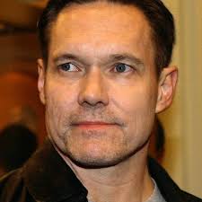 Mike Jones needs to leave the stage