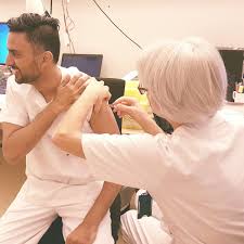 Twemoji is an open source emoji project, created and owned by twitter. Dr Wasim Zahid On Twitter Jeg Har Tatt Influensavaksinen Og Oppfordrer Alle Som Er Anbefalt A Ta Den Om A Gjore Det Samme Https T Co 3fk7mmkljt Https T Co Eal4te3rg8