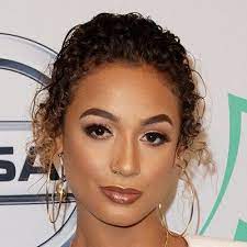 Danileigh Bio Affair Single Net Worth Ethnicity Age Nationality Height Singer Dancer Producer
