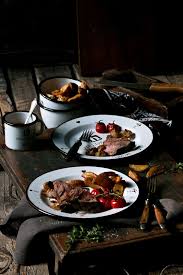 Rinderbraten Mit Rostkartoffeln Und Whisky Sauce Rezept Rinderbraten Gerostete Kartoffeln Braten