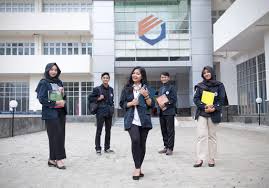 Universitas ini merupakan yang favorit di yogyakarta. Biaya Kuliah Politeknik Negeri Bandung 2021 2022 Mamikos Info