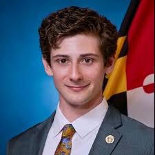 I had the opportunity to present at the Syracuse University School of  Information Studies poster session this past Friday! As part of the work  completed for the Research Methods course here at