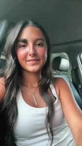 Mary Elberson's Instagram, Twitter & Facebook