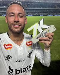 🚨After 11 years, 8 months, and 7 days, Neymar da Silva Santos Júnior  returned to play an official game with the Santos shirt, and he was voted  Man of the Match in