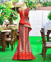 Mind beauty and fashion world. Top 2019 2020 Kente Styles For Ghanaian Bride Latest African Fashion Dresses Kente Styles African Attire