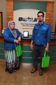 Hari terakhir menyumbang tenaga di asturi.di asturi jugak cinta dgn arwah isteri berputik.terlalu byk kenangan dgn arwah dan kawan2.teramat berat hati ni nk meninggalkan tempat mencari sesuap rezeki.sudah takdir yg. Live Update 28 Pusat Kemajuan Kerjaya Alumni Uthm Facebook