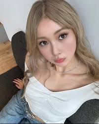 ♠️🐈‍⬛🤍