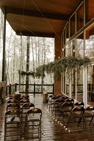 An Intimate Elopement Ceremony At This Magical Cabin In Broken Bow Oklahoma Click To See Mo Intimate Wedding Venues Elopement Ceremony Small Intimate Wedding