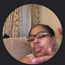 Ar'mon Warren with a lil' joke following this viral clip of Reginae  Carter's uncle, Casey Johnson, speaking