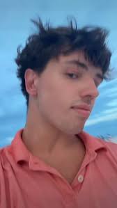 I like to apologize to Absolutely Nobody 👨🏻‍💻⏳🤴🇮🇪