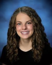 Nicole Dante's Instagram, Twitter & Facebook