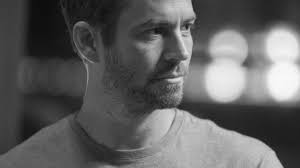 Amerykańska sieciówka zrobiła sobie antyreklamę roku. Zakpiła ze śmierci  Paula Walkera i wkurzyła fanów