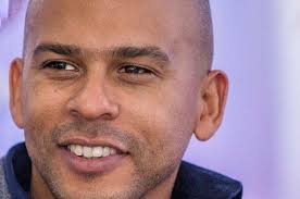 From being an addict and jailed to becoming a poet, painter and pastor:  Here's how this man turned his life around