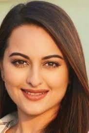Watch kareena kapoor khan and sonakshi sinha discuss being independent women from film families, and growing up in the. Sonakshi Sinha Sndt Women S University