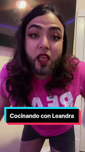 Cocinando Leandra Parodia