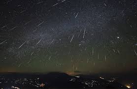 A chuva de meteoros orionídeas está entre as melhores para se observar. Olhe Para Cima Abril Tera Encontros Planetarios E Chuva De Meteoros Hypeness Inovacao E Criatividade Para Todos