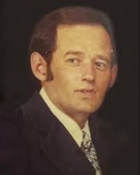 Russell Bowles's Instagram, Twitter & Facebook