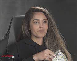 In this gif meme maker, michael jackson eats popcorn while watching a movie. Awesome Gif Image Meme Michael Jackson Palomitas Gif