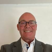 Dennis Holmstrom's Instagram, Twitter & Facebook