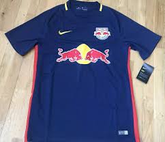 Fifa 21 fc red bull salzburg. Nike Red Bull Salzburg Away Shirt Size M Genuine 813299 411 Trikot Austria Rb 34 99 Picclick Uk