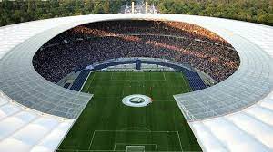 For bvb, this will be their tenth final, while for the much younger rb leipzig, it will be their second final after finishing runners up in 2019. Details Zum Dfb Pokalfinale Rb Leipzigs Fans Feiern Auf Berliner Breitscheidplatz Sportbuzzer De