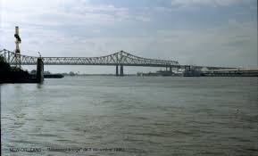 23 miles.trek america, southern sun, august 2008.josh is talking but i don't think i was properly listening. Structurae De Greater New Orleans Bridges New Orleans