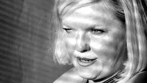 Carly Lou Grimes Interviews Miss Lucie Humphries ( Condor Fashion  Interviews 2 )