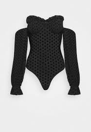 Get under the skin of this season's hottest trend with our edit of long sleeve bodysuits for women. Missguided Tall Spot Long Sleeve Bodysuit Langarmshirt Black Schwarz Zalando De