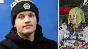 18-åringen tillbaka