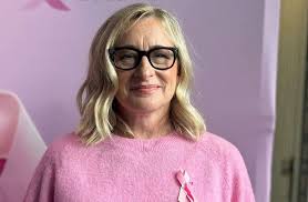 Podcast: Katja Ståhl itki vihasta isänsä hautajaispäivänä