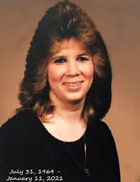 Cheryl Dee's Instagram, Twitter & Facebook