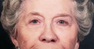 Nina Braswell White Motzno