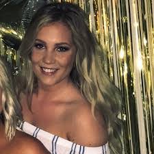 Theresa Laird's Instagram, Twitter & Facebook