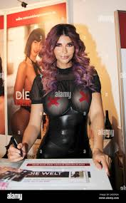 Berlin, Deutschland. 19th Oct, 2019. Micaela Schafer at the 23rd Venus  Berlin 2019 in the exhibition halls under the radio tower. Berlin,  19.10.2019 | usage worldwide Credit: dpaAlamy Live News Stock Photo - Alamy