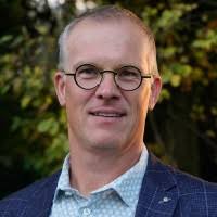 400+ 'Dees' profiles