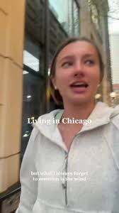 thats the windy city for ya 🤠🫡 #chicago #romanticizeyourlife #summer  #postgradlife