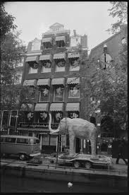 The Casa Rosso In The Red Light District Of Amsterdam Back In 1978 With The Iconic Elephant Which Even Today Is Still The Logo Of The Casa Rosso Th Coffeeshops
