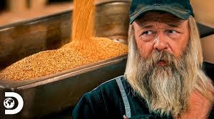 Mike Beets's Instagram, Twitter & Facebook