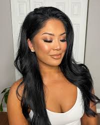 B r o n z y ✨ Thanks for coming by Audrey! . . . . . . . . . Quick rundown  of some products: @lauramercier Hydrating primer @esteelauder Double wear