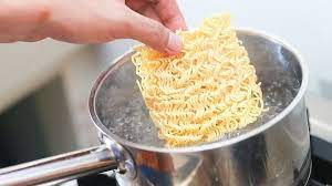 Viral Di Medsos Cara Memasak Mie Instan 1 Menit 45 Detik Ala Asoka Remadja Merk Ini Sampai Diburu Tribunnews Com Mobile