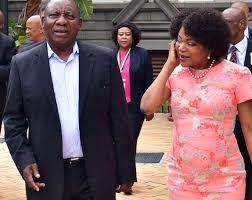 Matamela cyril ramaphosa 17 november 1952 soweto, transvaal province, south africa. Cyril Ramaphosa Children South Africa Honours Young Aids Activist Nkosi Johnson He Is The Second Child Of His Mother Erdmuth And Retired Policeman Father Samuel Ramaphosa Kumpulan Alamat
