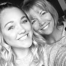 What is Resort Elegant dress code for men?