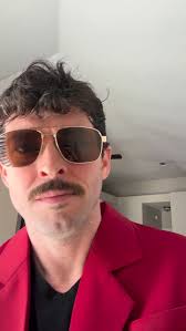 Sean Rivers (@seanrivers) • Facebook