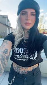 Kristen Gregerson's Instagram, Twitter & Facebook