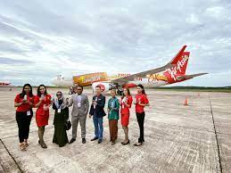 Orang kampung corporation (m) sdn bhd. Orang Kampung Corporation M Sdn Bhd Bekerjasama Dengan Airasia Berhad Bagi Kempen Penjenamaan Ok Group Di Atas Pesawat Airasia A320 Aku Sis Lin