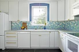 Alibaba.com offers 19,947 white kitchen backsplash products. 15 Modern White Kitchens