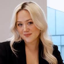 I had the pleasure to talk to the Lindner Women in Business group at the  University of Cincinnati Carl H. Lindner College of Business this week. I  shared my career journey and